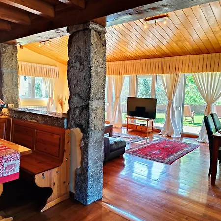 Casa Idilica 5 En * Ajo