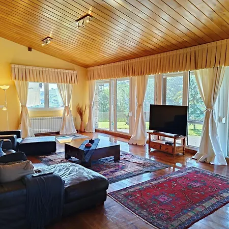 Casa Idilica 5 En *
